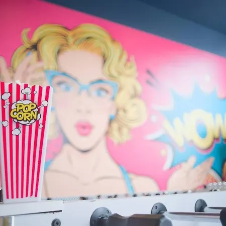 Popart Jacuzzi&sauna Haut De Gamme *