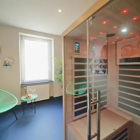 Popart Jacuzzi&sauna Haut De Gamme Apartment *