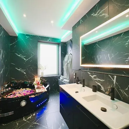 Apartment Popart Jacuzzi&sauna Haut De Gamme