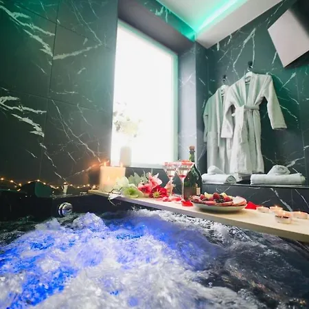 Apartment Popart Jacuzzi&sauna Haut De Gamme *